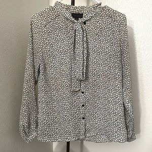 Black and white button down shirt